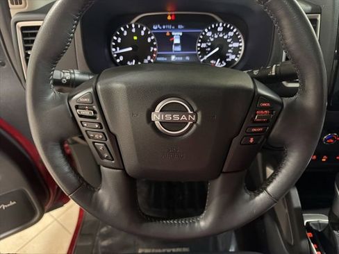 Used 2024 Nissan Frontier SL w/ Technology Package RWD image 14