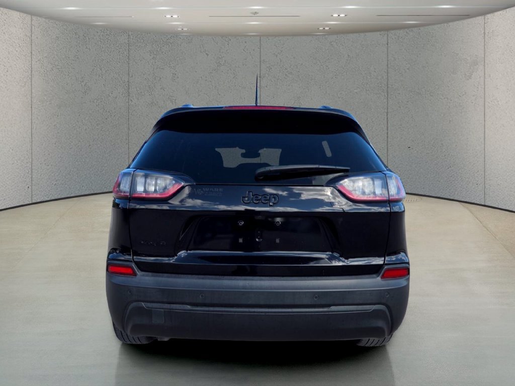 Used 2023 Jeep Cherokee Altitude Lux AWD/4WD image 7