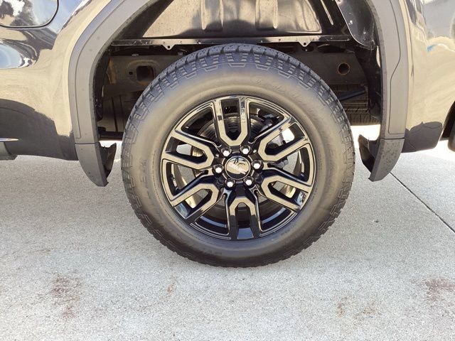Used 2023 GMC Sierra 1500 Elevation AWD/4WD image 18
