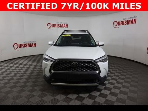 Used 2022 Toyota Corolla Cross XLE w/ Convenience Package image 15