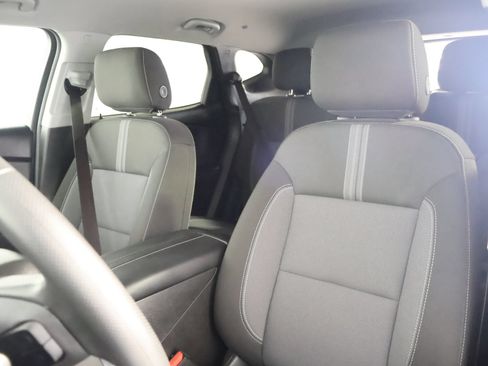 Used 2026 Chevrolet Blazer LT FWD image 27
