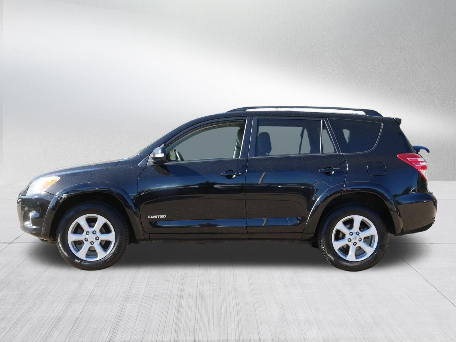 Used 2011 Toyota RAV4 Limited w/ Limited Extra Value Pkg AWD/4WD image 4