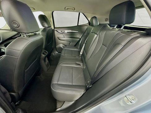 Used 2023 Buick Envision Essence FWD image 31