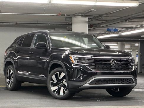 New 2026 Volkswagen Atlas Cross Sport SE AWD/4WD image 2