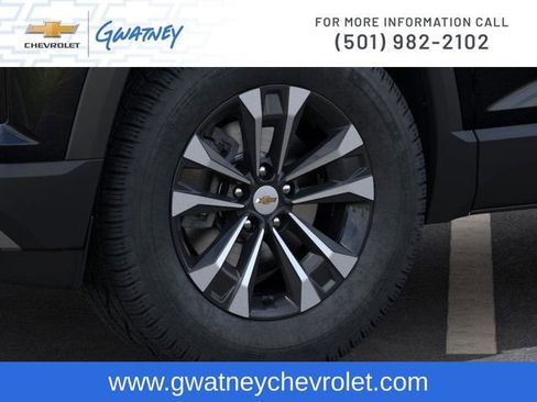 New 2026 Chevrolet Equinox LT w/ Safety and Technology Package FWD image 9
