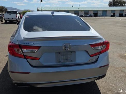 Used 2019 Honda Accord Sport image 3