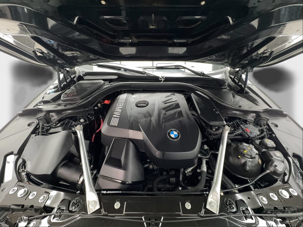 Used 2026 BMW 530i RWD image 18