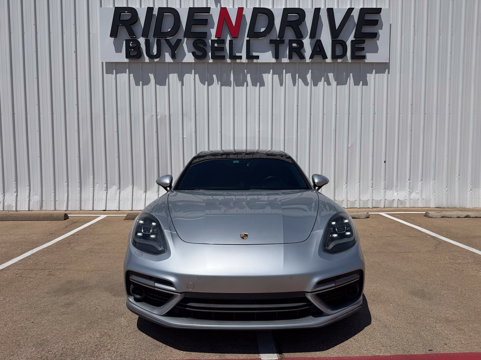 Used 2017 Porsche Panamera Turbo AWD/4WD image 10