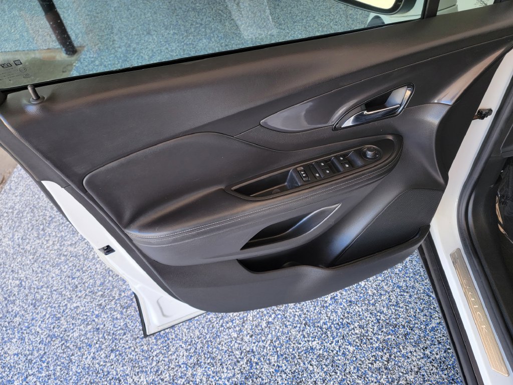 Used 2018 Buick Encore Preferred FWD image 10