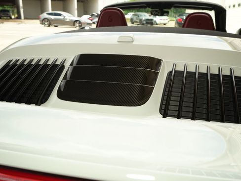 Used 2018 Porsche 911 Turbo S AWD/4WD image 31