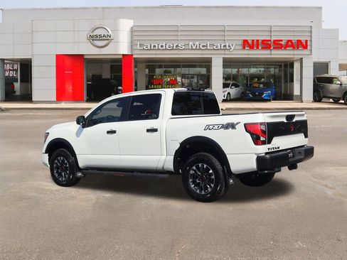 Used 2024 Nissan Titan PRO-4X w/ Pro-4x Utility Package image 5