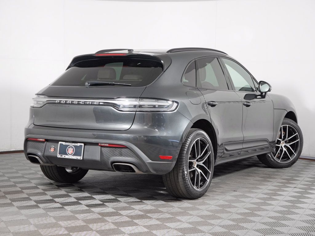 Certified 2023 Porsche Macan AWD/4WD image 7