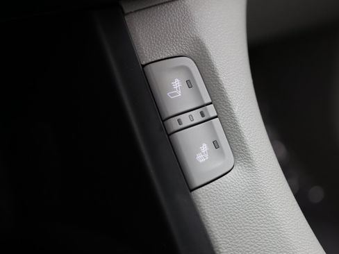 Used 2019 GMC Acadia SLT w/ LPO, Cargo Package FWD image 21