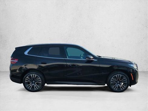 Certified 2025 BMW X3 xDrive30 w/ Premium Package AWD/4WD image 4