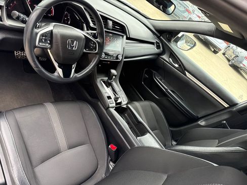 Used 2020 Honda Civic Sport image 22