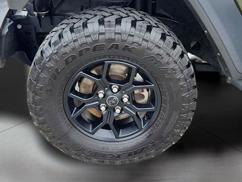 Used 2024 Jeep Wrangler Sport AWD/4WD image 26