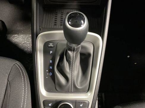 New 2026 Hyundai Venue SEL image 21