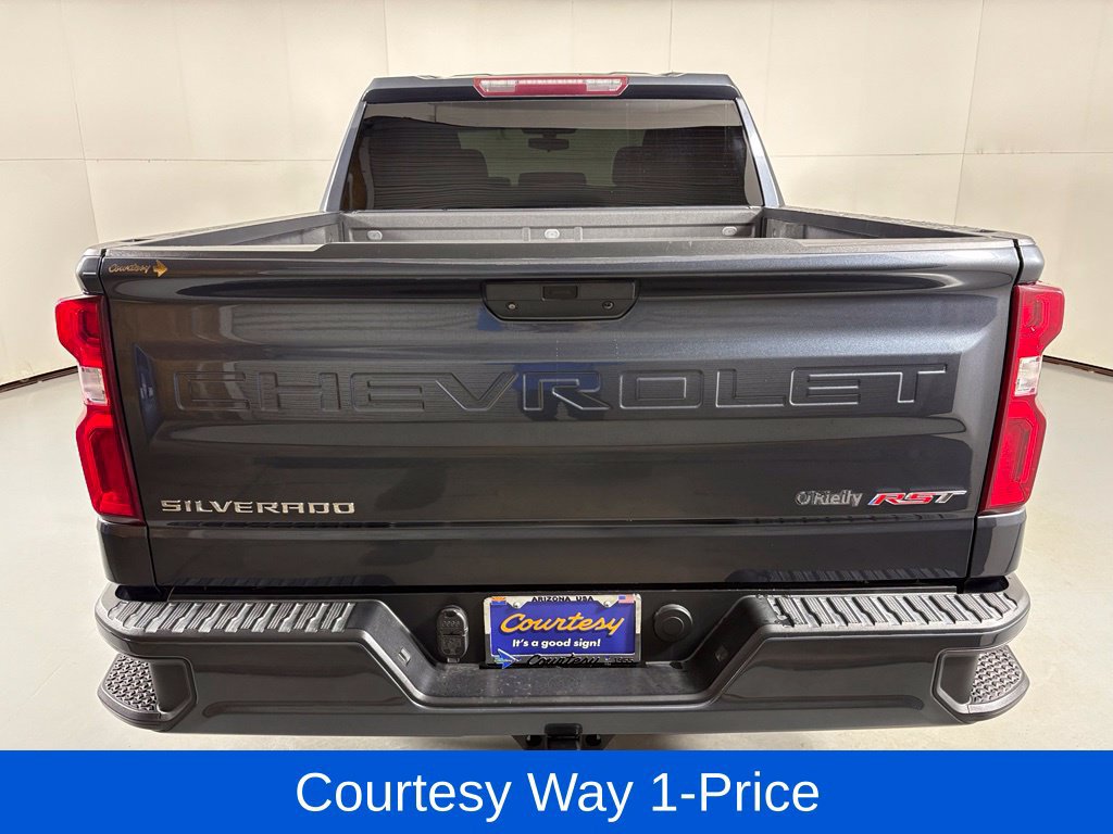 Used 2021 Chevrolet Silverado 1500 RST w/ Bed Protection Package RWD image 9