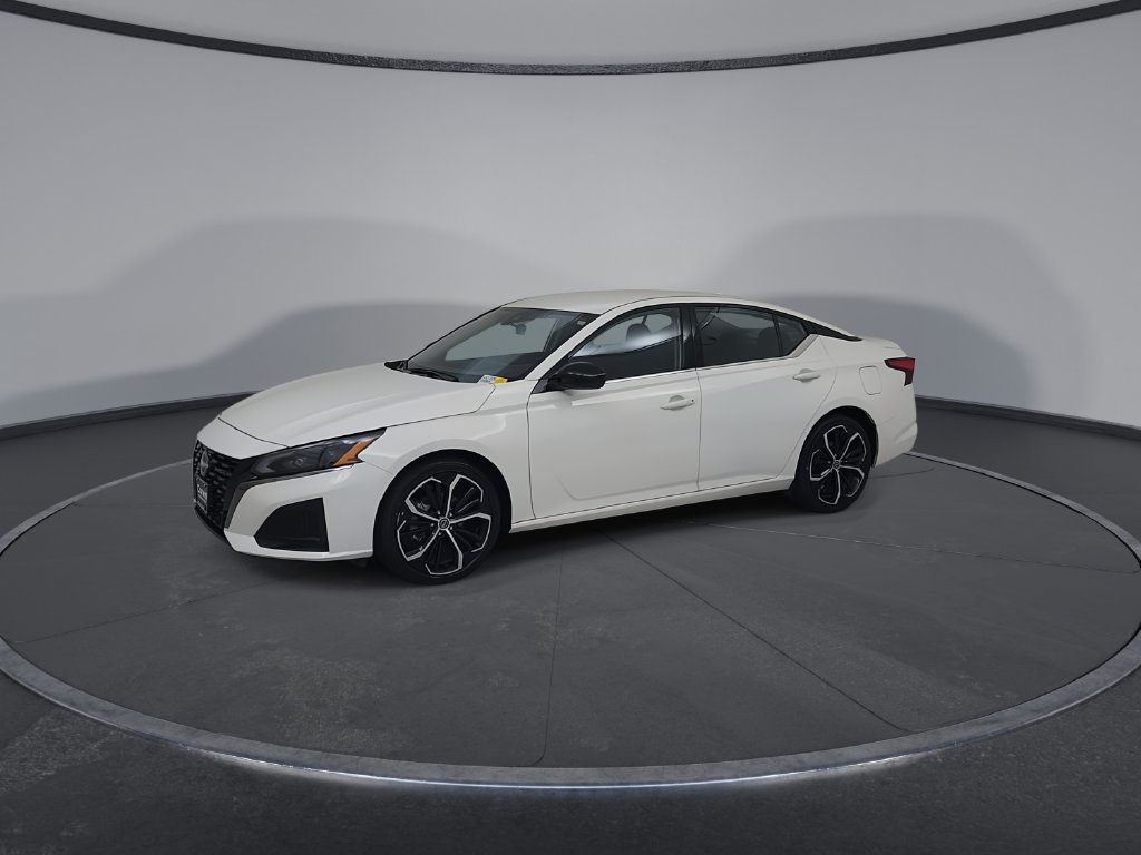 Used 2025 Nissan Altima 2.5 SR FWD image 7