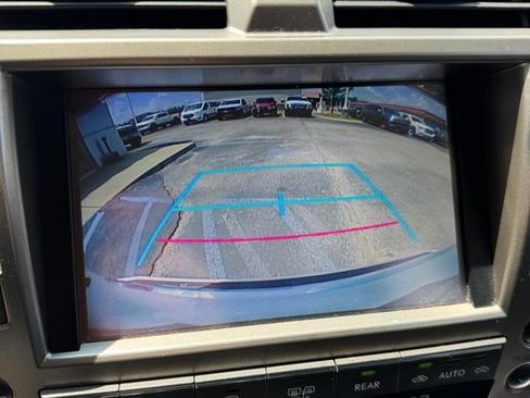 Used 2019 Lexus GX 460 Premium AWD/4WD image 17
