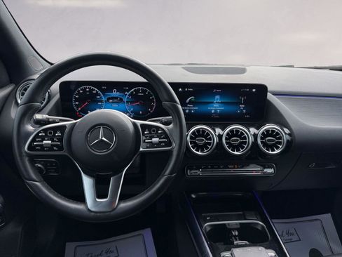 Used 2023 Mercedes-Benz GLA 250 4MATIC image 10