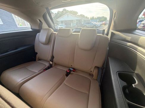 Used 2018 Honda Odyssey EX-L image 25
