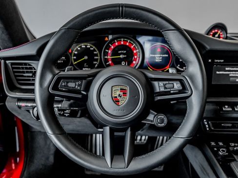 Certified 2022 Porsche 911 GT3 RWD image 18