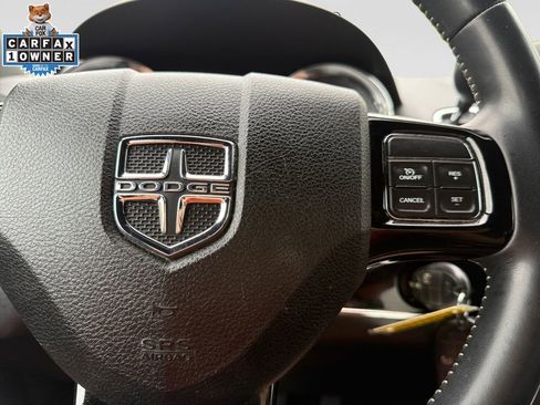 Used 2018 Dodge Grand Caravan SE FWD image 26