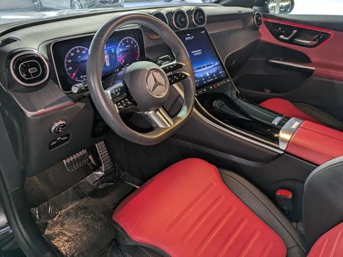 Certified 2025 Mercedes-Benz GLC 300 image 12