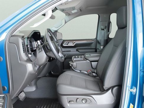 Used 2024 Chevrolet Silverado 1500 RST image 13