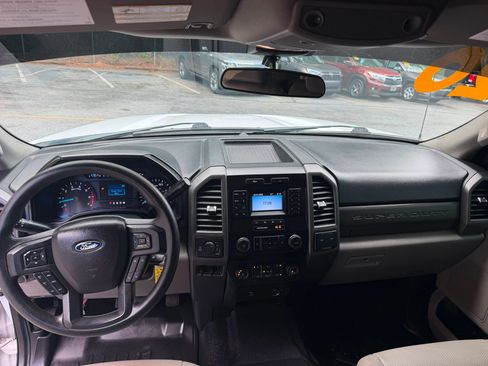 Used 2020 Ford F350 XL w/ Power Equipment Group AWD/4WD image 8