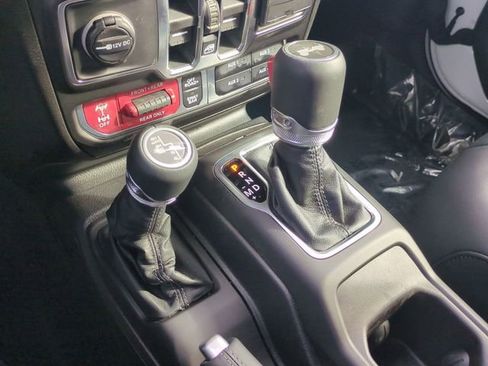 New 2026 Jeep Wrangler Unlimited Rubicon 392 w/ Quick Order Package 27X Moab AWD/4WD image 20
