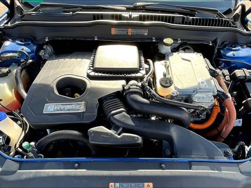 Used 2018 Ford Fusion S image 9