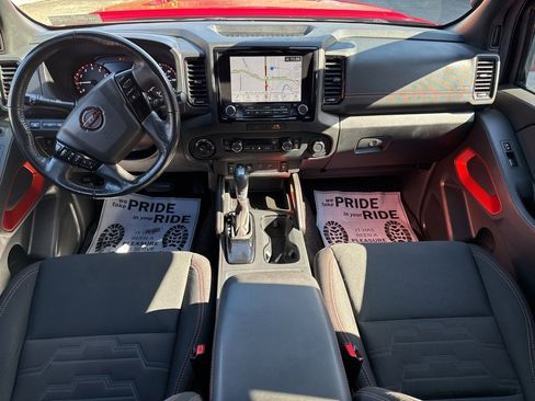 Used 2022 Nissan Frontier PRO-4X image 16