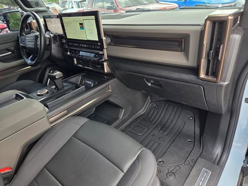 Certified 2024 GMC Hummer EV 2X w/ Extreme Off-Road Package AWD/4WD image 17