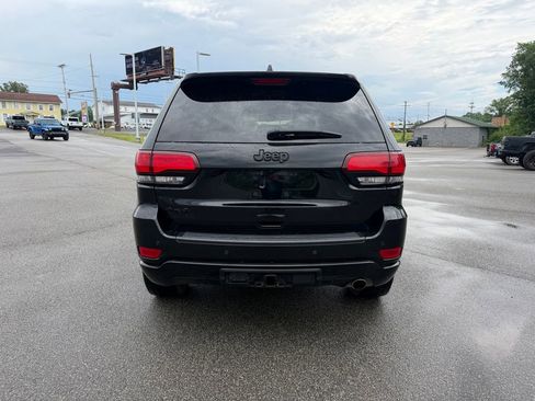 Used 2020 Jeep Grand Cherokee Altitude AWD/4WD image 4