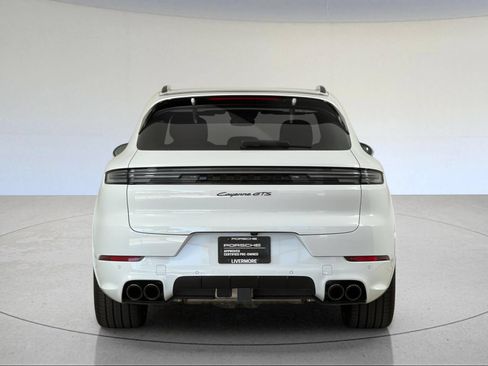 Used 2026 Porsche Cayenne GTS AWD/4WD image 7