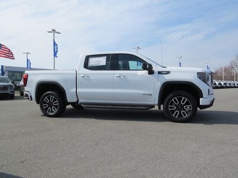 New 2026 GMC Sierra 1500 AT4 w/ AT4 Premium Package image 35