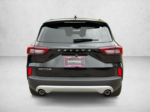New 2025 Ford Escape Active w/ Cold Weather Package image 7