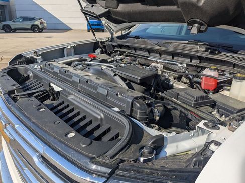 Used 2024 Chevrolet Silverado 2500 LTZ w/ LTZ Plus Package AWD/4WD image 43
