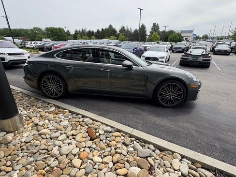 Used 2023 Porsche Panamera 4 AWD/4WD image 5