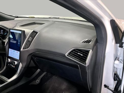 Certified 2023 Ford Edge ST-Line AWD/4WD image 19