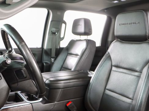 Used 2023 GMC Sierra 2500 Denali w/ Denali Black Diamond Edition image 27