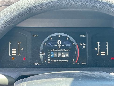 Used 2025 Toyota Tacoma SR image 10