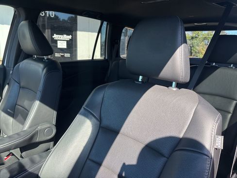 Used 2023 Honda Passport EX-L image 3