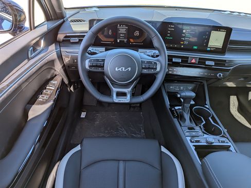 New 2026 Kia K5 GT-Line image 17