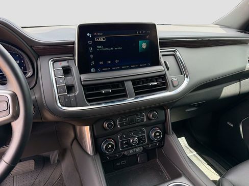 Used 2024 Chevrolet Tahoe Z71 w/ Z71 Off-Road Package image 33