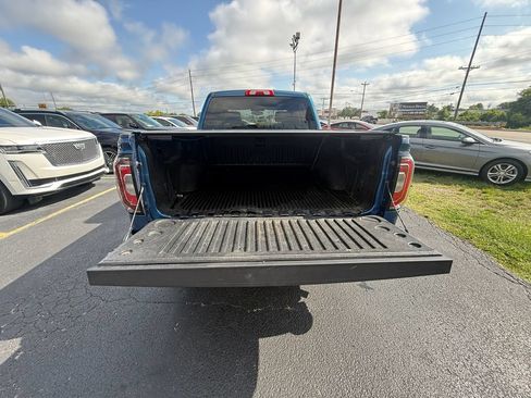 Used 2018 GMC Sierra 1500 SLT w/ SLT Premium Package AWD/4WD image 5