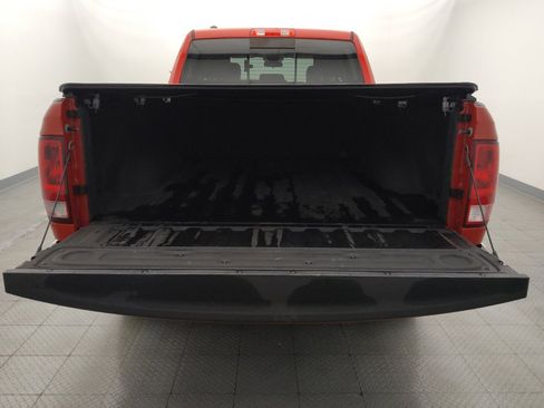 Used 2019 RAM 1500 Classic SLT RWD image 29