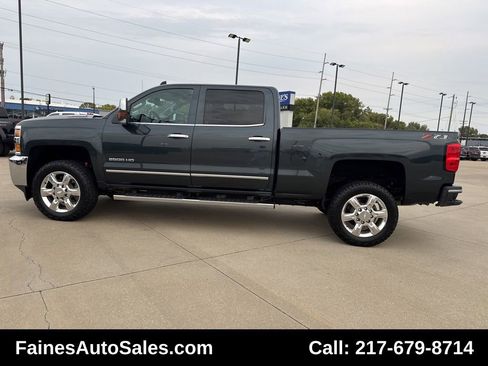 Used 2019 Chevrolet Silverado 2500 LTZ w/ Duramax Plus Package image 11